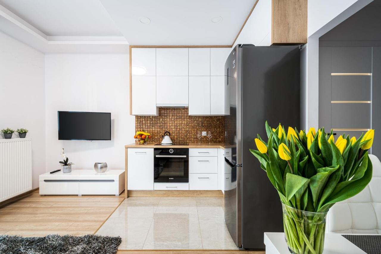 Warsaw Apartments Kasprzaka Street Экстерьер фото