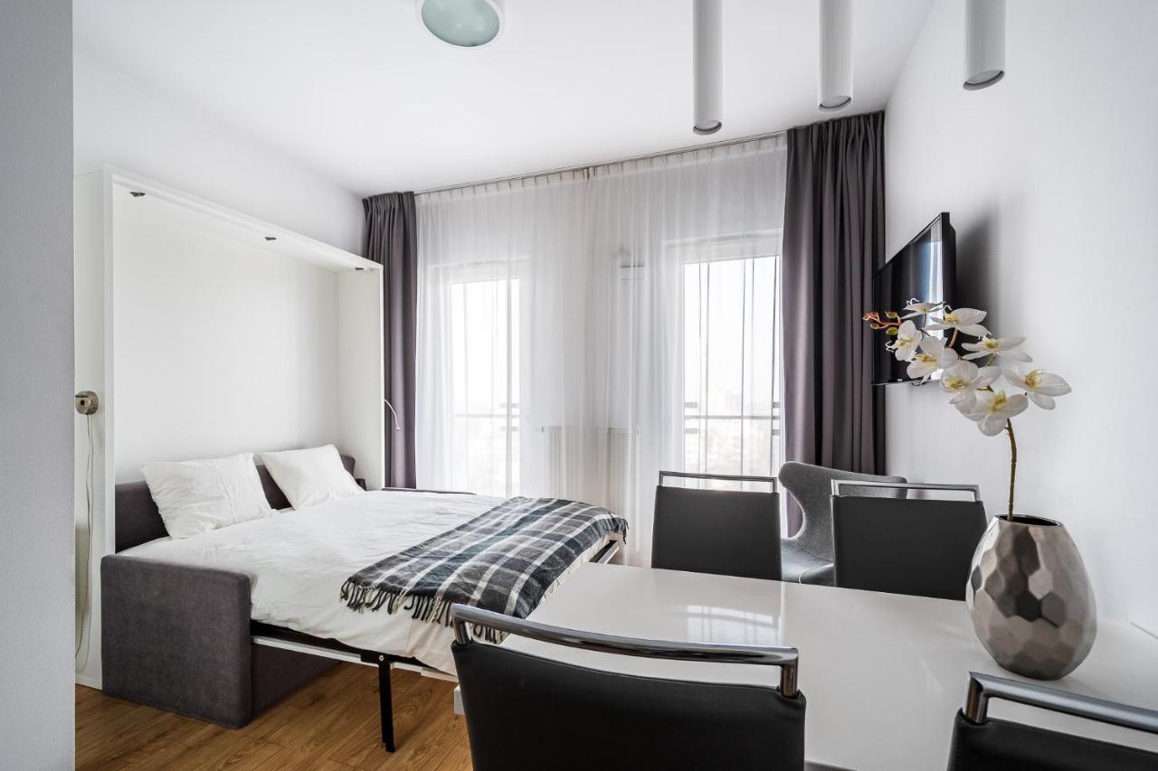 Warsaw Apartments Kasprzaka Street Экстерьер фото